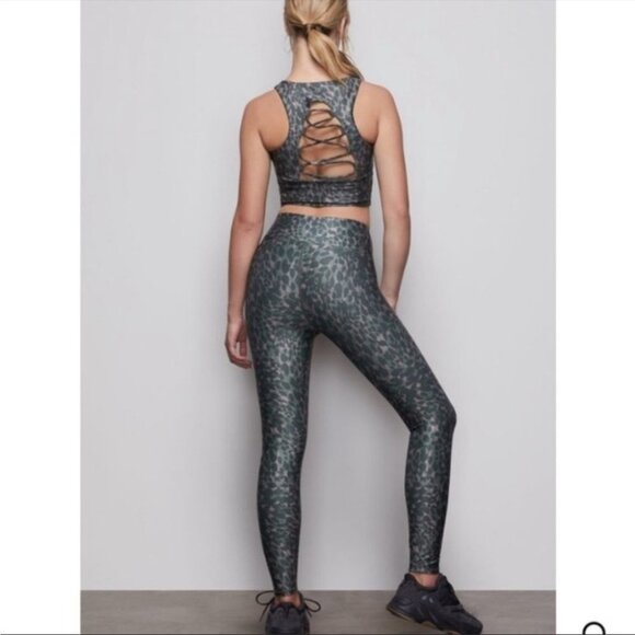 NWT  Good American The Ferocious Legging Green Pink Leopard Print Athletic XS - Picture 5 of 16